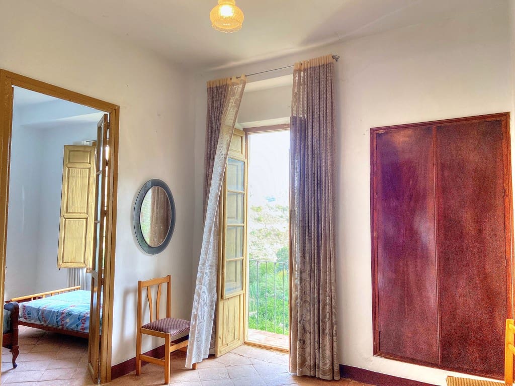 4 sypialnia Finka/Dom wiejski na sprzedaż w Riogordo z basenem garażem - 373 000 € (Ref: 7724637)