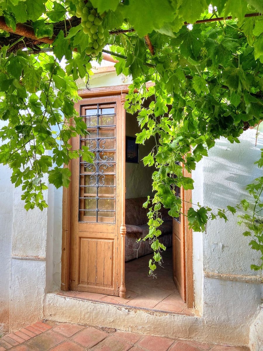 4 sypialnia Finka/Dom wiejski na sprzedaż w Riogordo z basenem garażem - 373 000 € (Ref: 7724637)