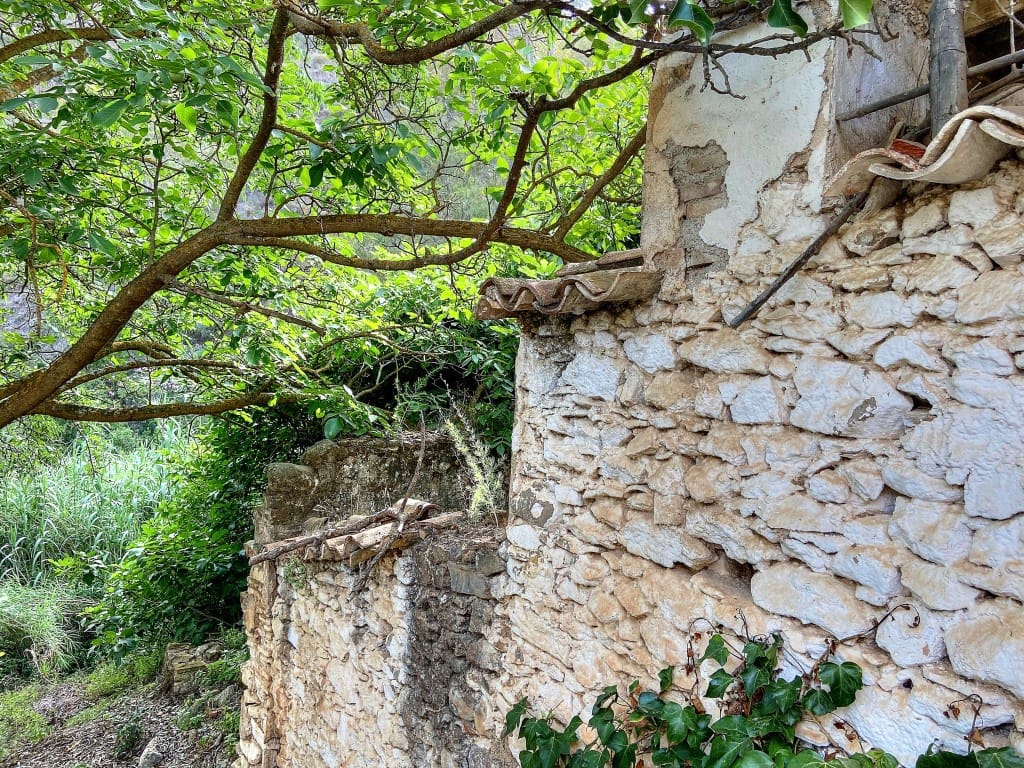 4 sypialnia Finka/Dom wiejski na sprzedaż w Riogordo z basenem garażem - 373 000 € (Ref: 7724637)