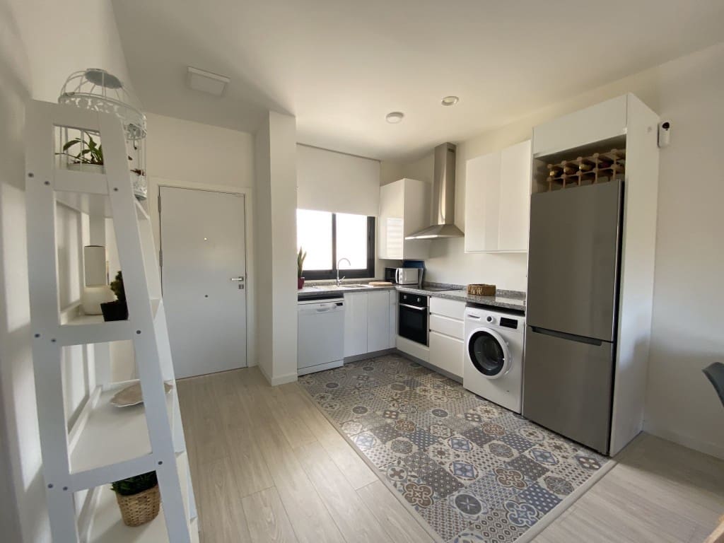 2 sypialnia Mieszkanie na kwatery wakacyjne w Benajarafe z basenem - 1 000 € (Ref: 7769482)