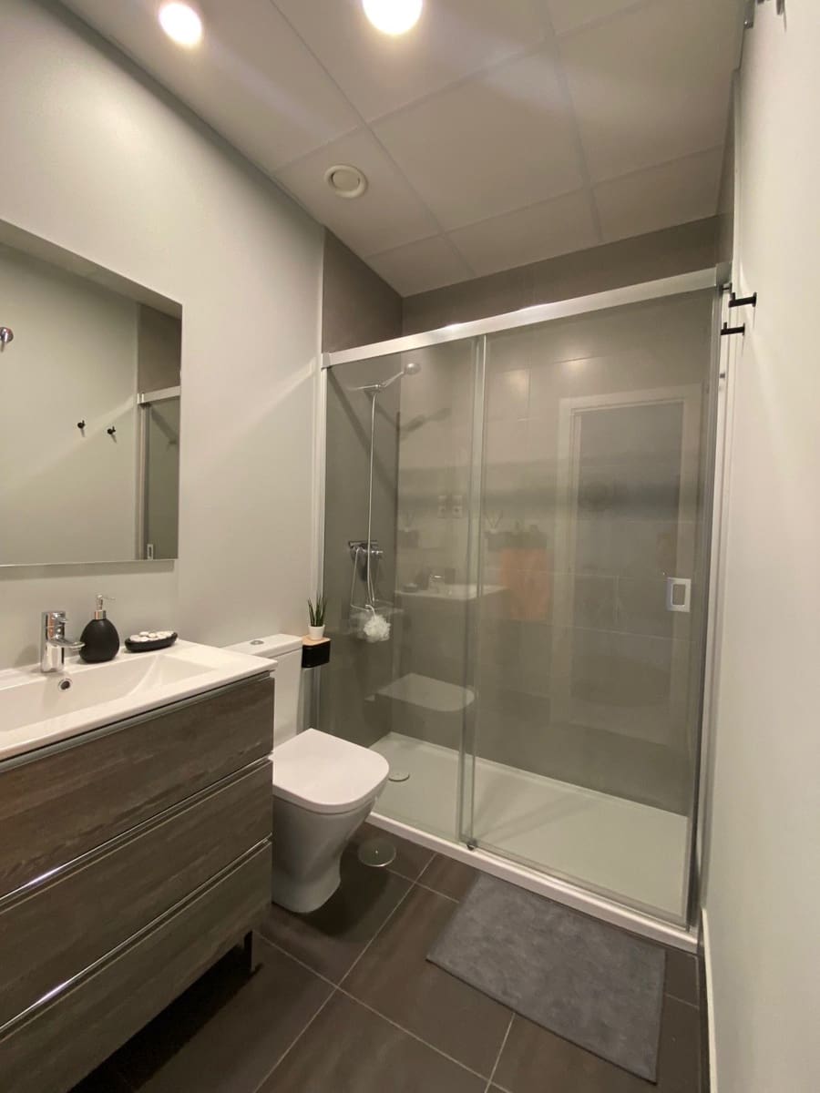 2 sypialnia Mieszkanie na kwatery wakacyjne w Benajarafe z basenem - 1 000 € (Ref: 7769482)