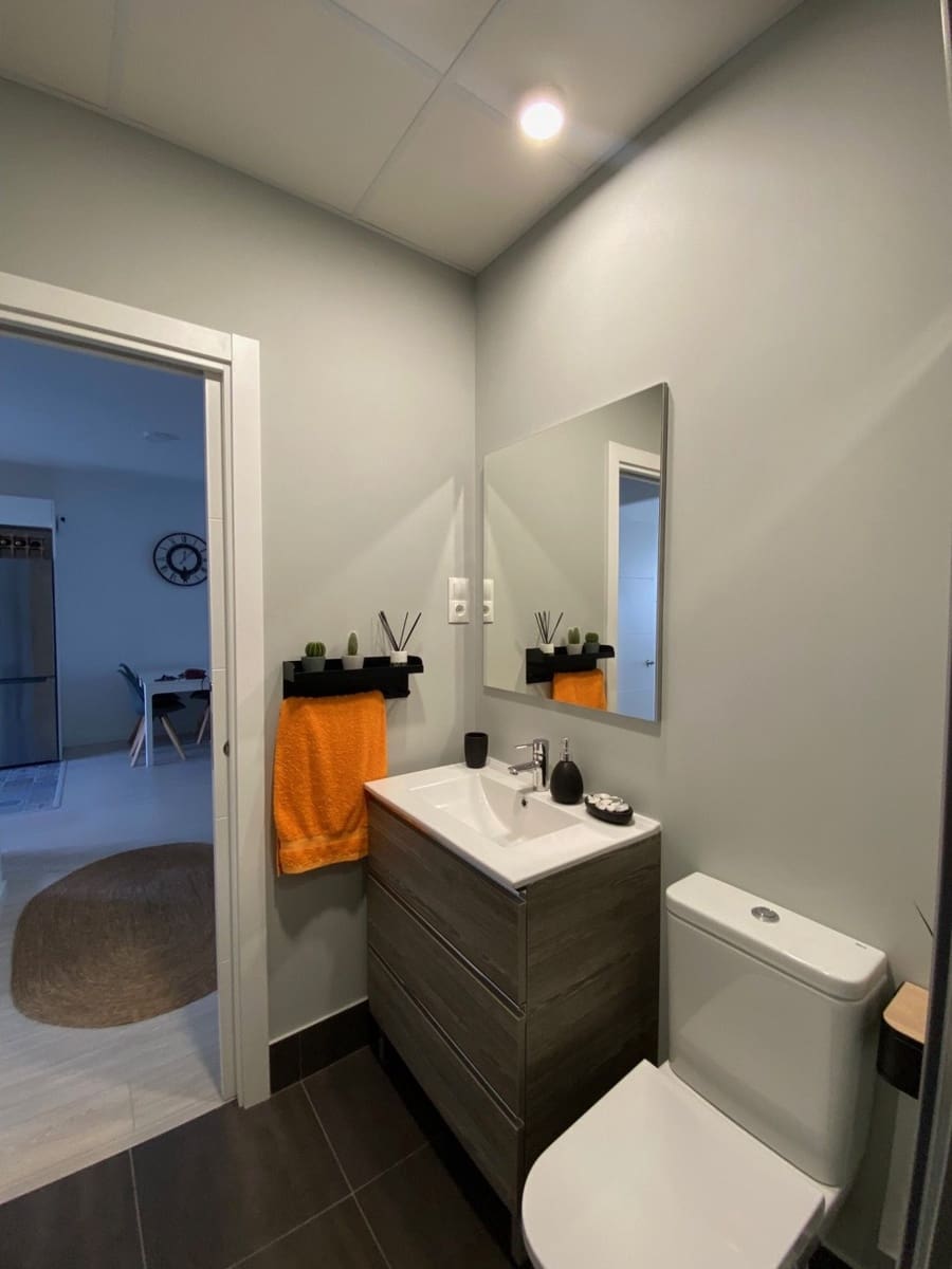 2 sypialnia Mieszkanie na kwatery wakacyjne w Benajarafe z basenem - 1 000 € (Ref: 7769482)