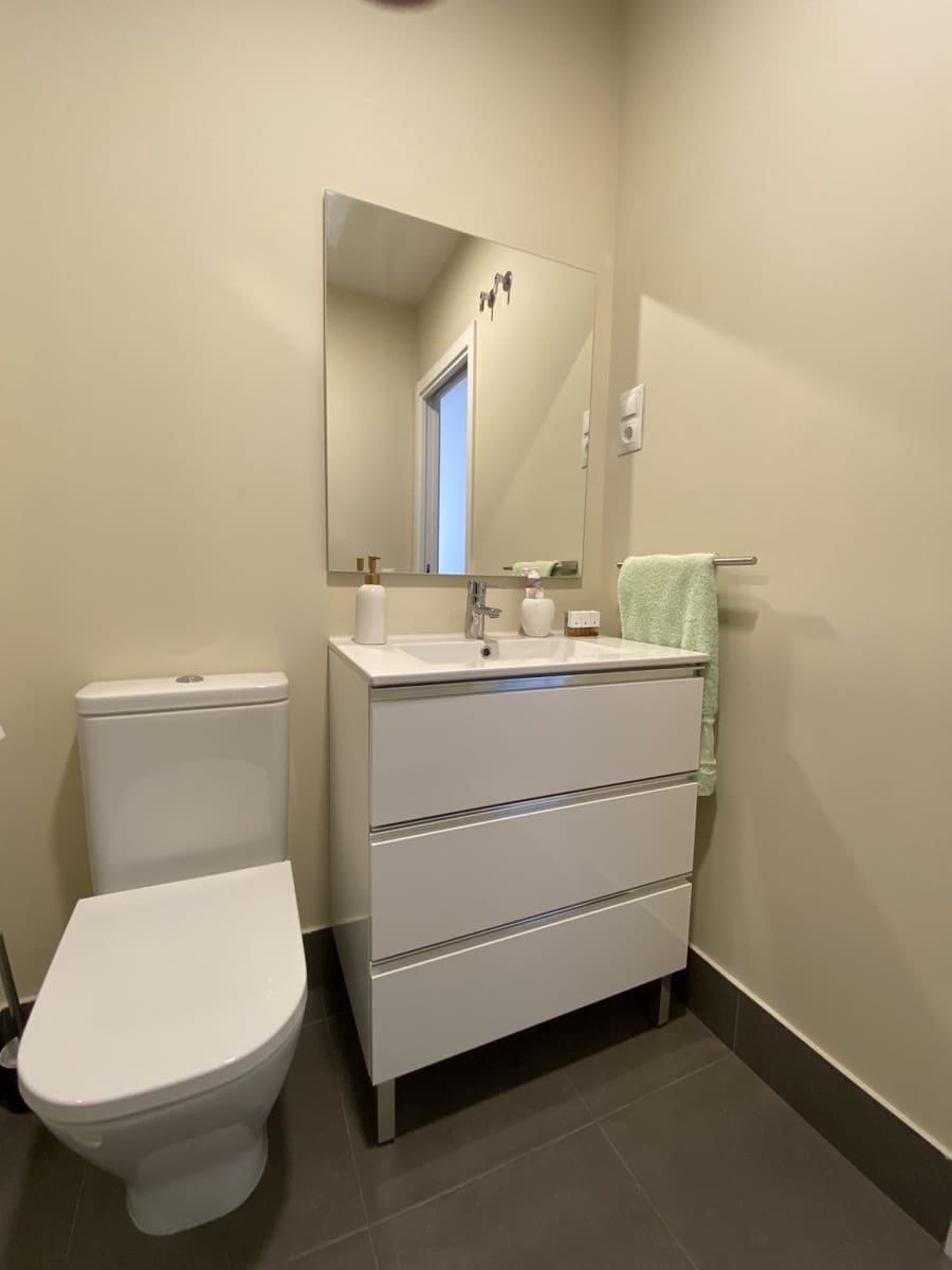 2 sypialnia Mieszkanie na kwatery wakacyjne w Benajarafe z basenem - 1 000 € (Ref: 7769482)