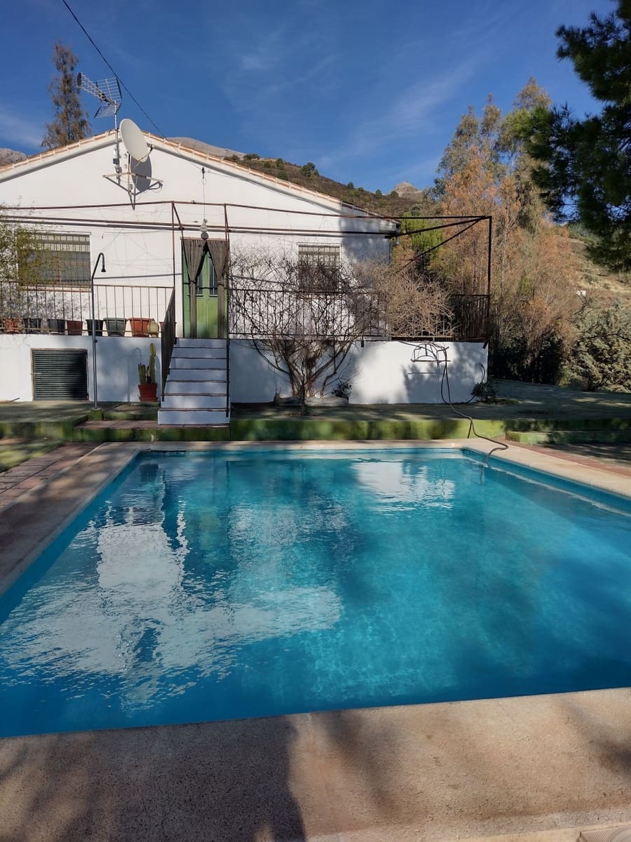 3 camera da letto Finca/Casa di Campagna in vendita in Canillas de Aceituno con piscina - 398.000 € (Rif: 7825612)