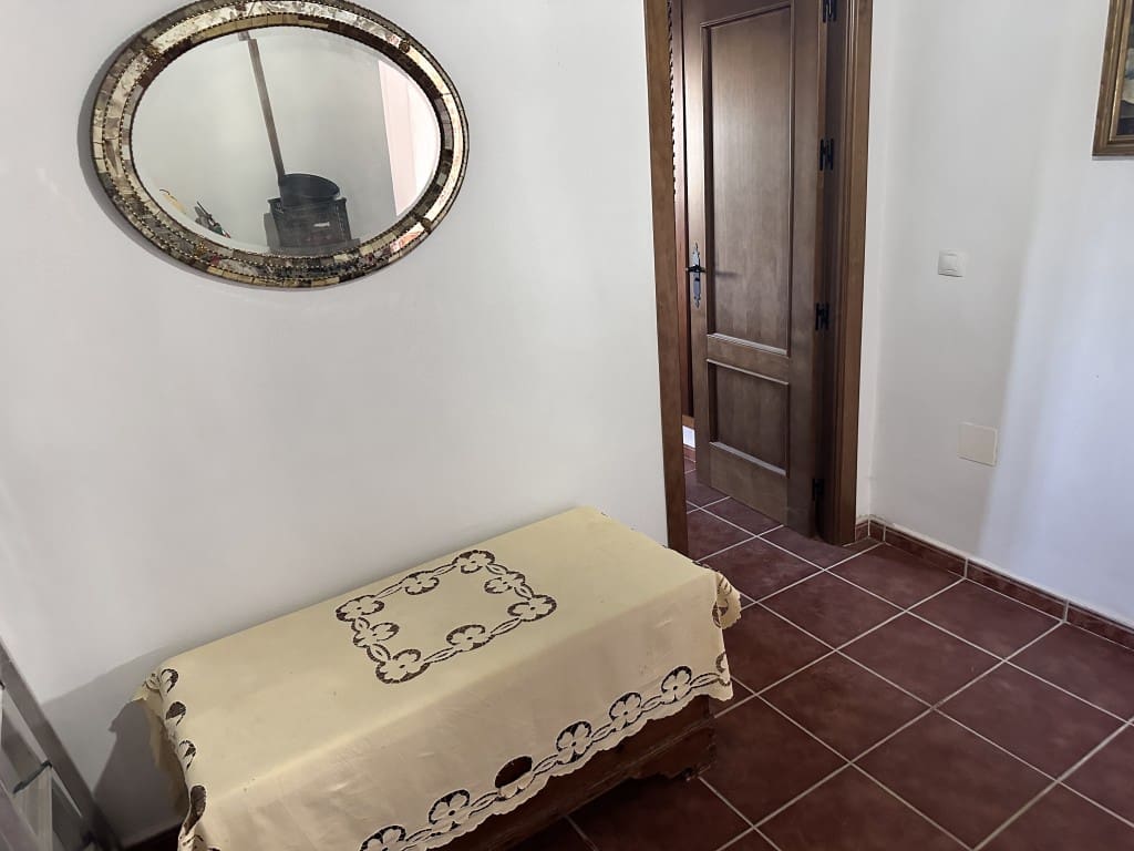 6 soveværelse Finca/Landehus til salg i Comares - € 425.000 (Ref: 7911160)