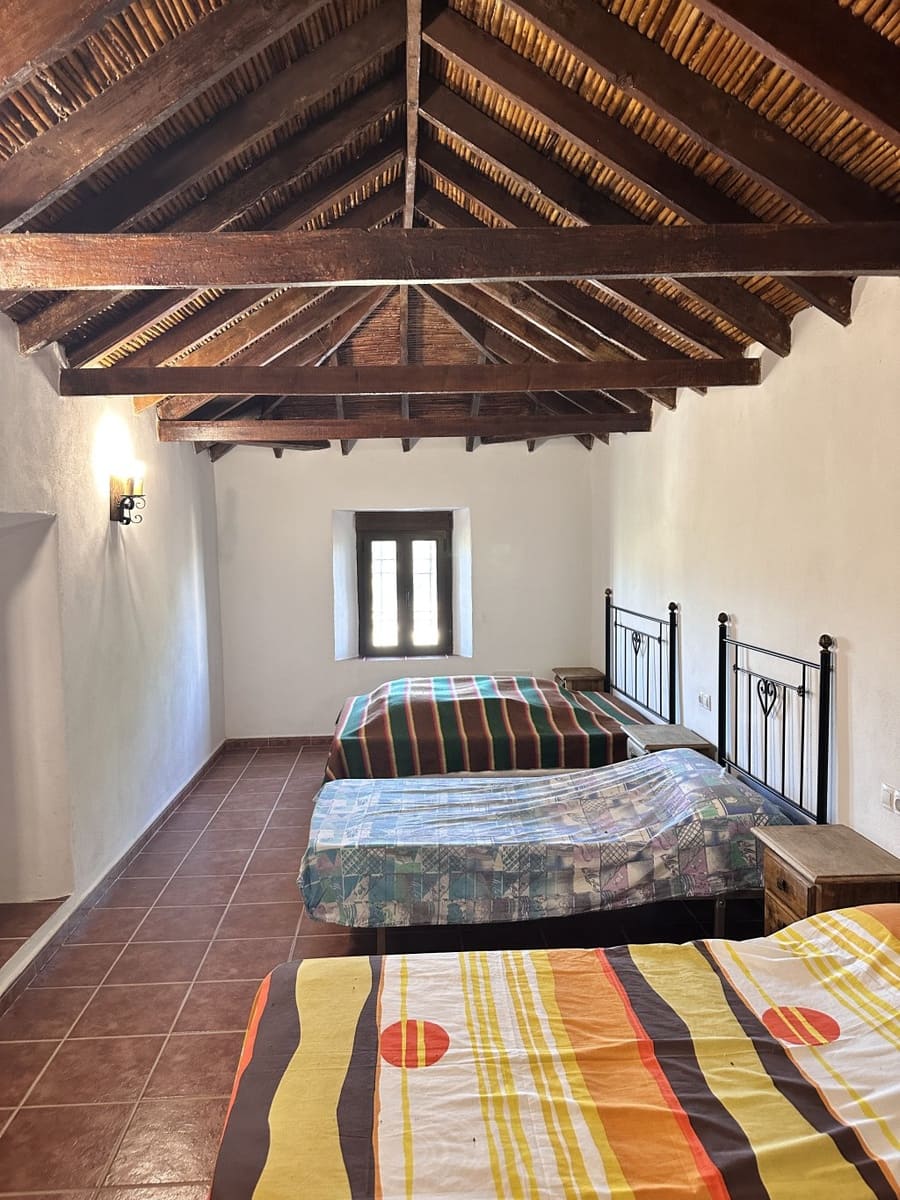 6 soveværelse Finca/Landehus til salg i Comares - € 425.000 (Ref: 7911160)