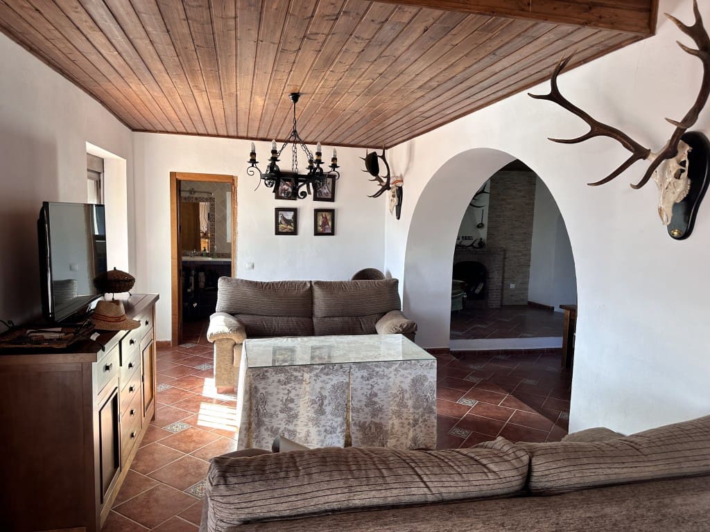 6 soveværelse Finca/Landehus til salg i Comares - € 425.000 (Ref: 7911160)