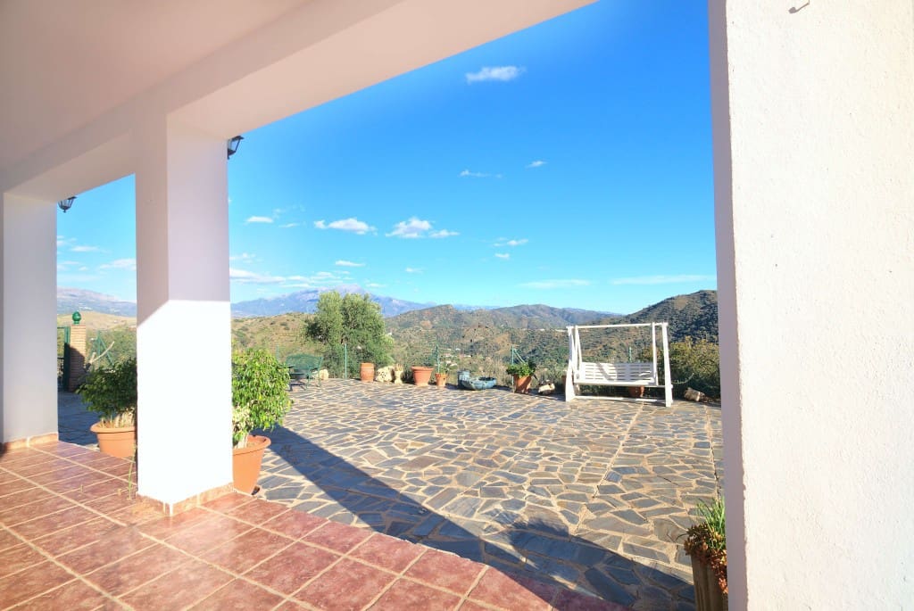 3 camera da letto Finca/Casa di Campagna in vendita in Comares con piscina - 300.000 € (Rif: 7935464)