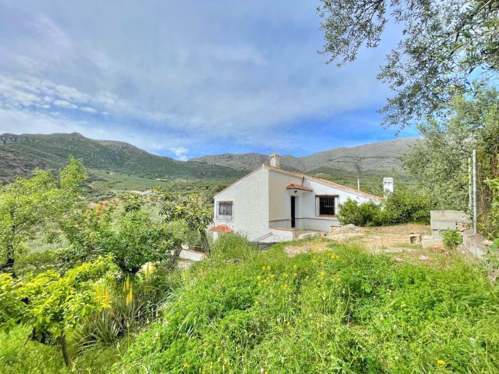 2 soverom Finca/Herregård til salgs i Periana med garasje - € 168 500 (Ref: 8052121)