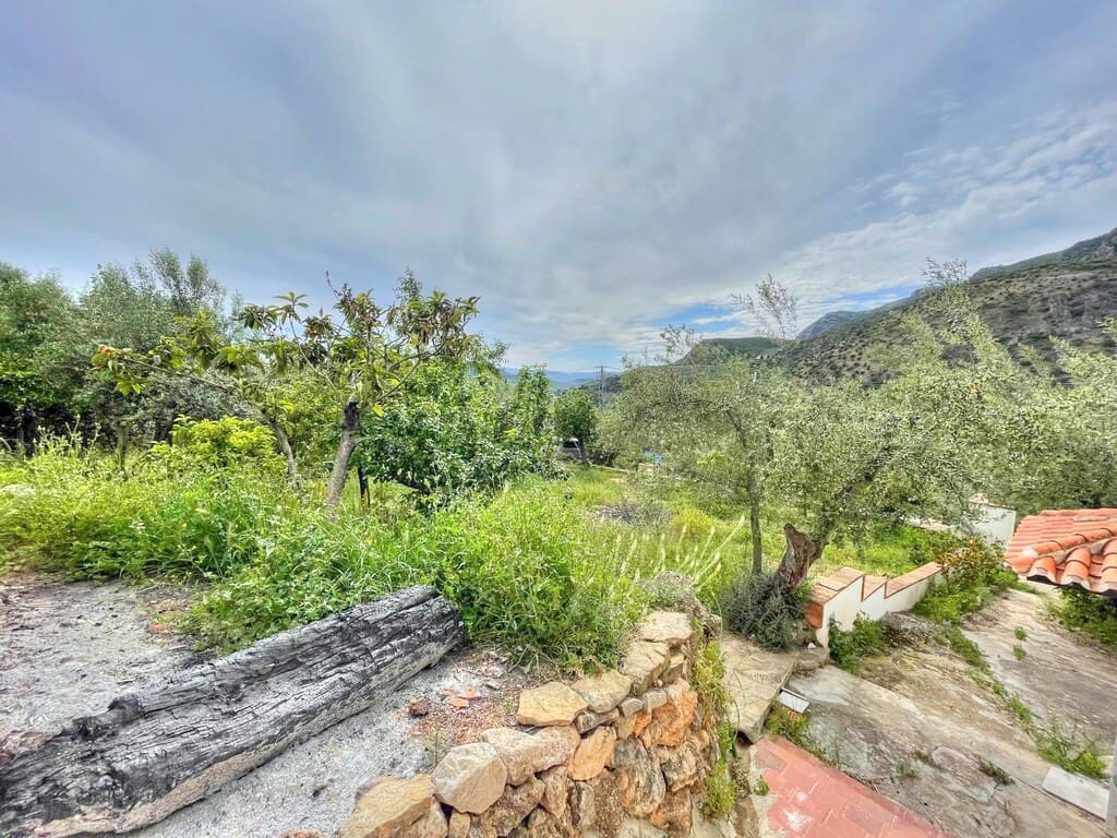 2 quarto Quinta/Casa Rural para venda em Periana com garagem - 138 500 € (Ref: 8052121)