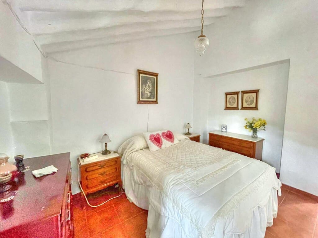 2 quarto Quinta/Casa Rural para venda em Periana com garagem - 138 500 € (Ref: 8052121)