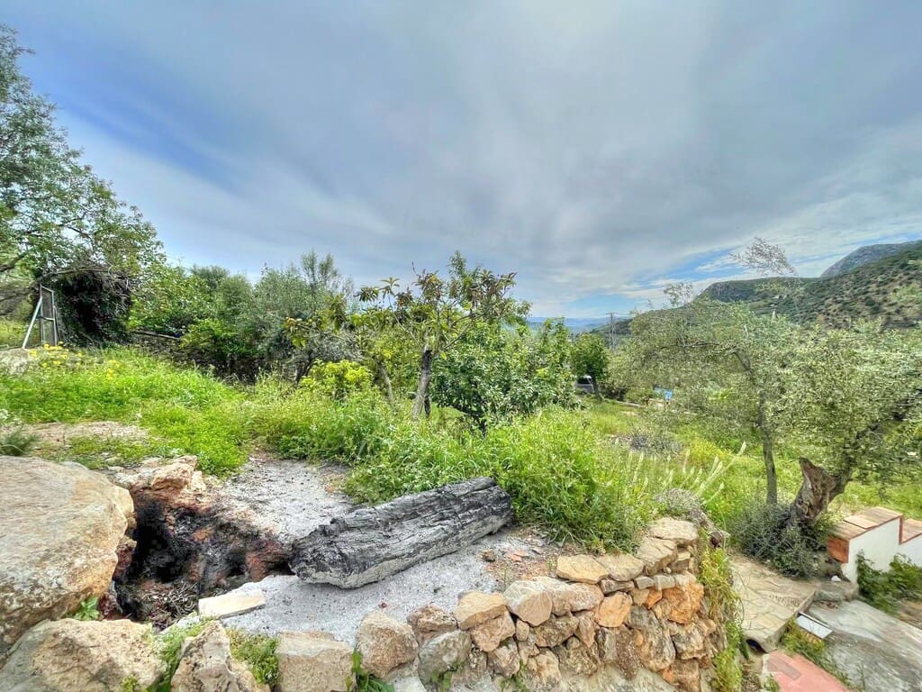 2 quarto Quinta/Casa Rural para venda em Periana com garagem - 138 500 € (Ref: 8052121)