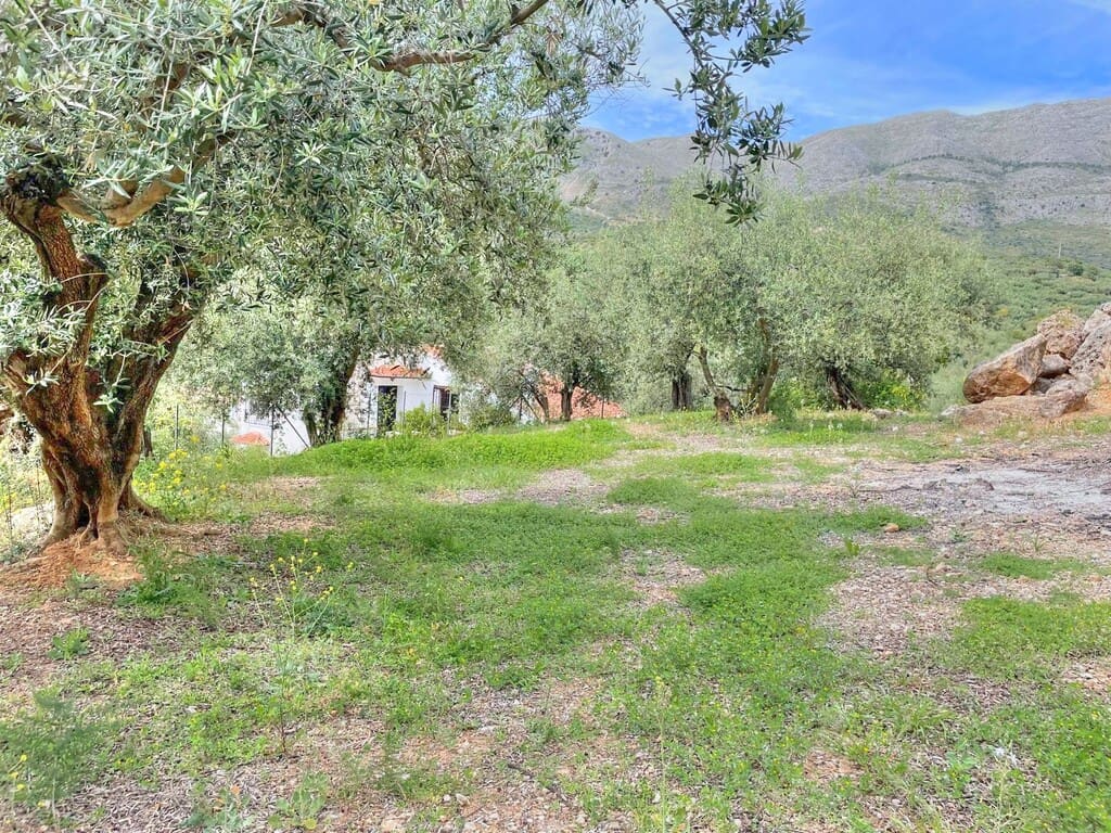 2 quarto Quinta/Casa Rural para venda em Periana com garagem - 138 500 € (Ref: 8052121)