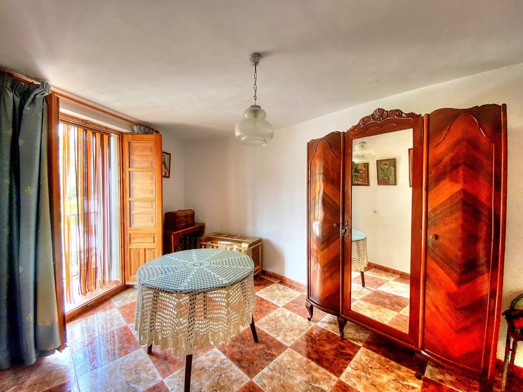 3 sypialnia Dom na sprzedaż w Salares - 80 000 € (Ref: 8168172)