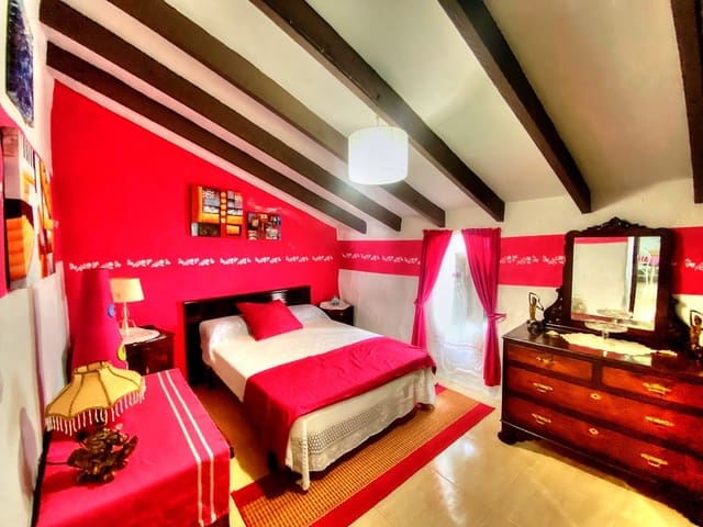 2 soveværelse Byhus til salg i Salares - € 90.000 (Ref: 8171947)