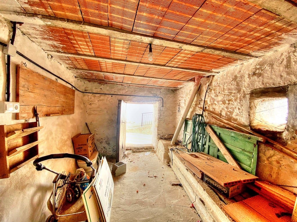 2 soveværelse Byhus til salg i Salares - € 90.000 (Ref: 8171947)