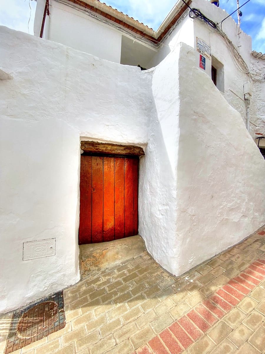 2 soveværelse Byhus til salg i Salares - € 90.000 (Ref: 8171947)