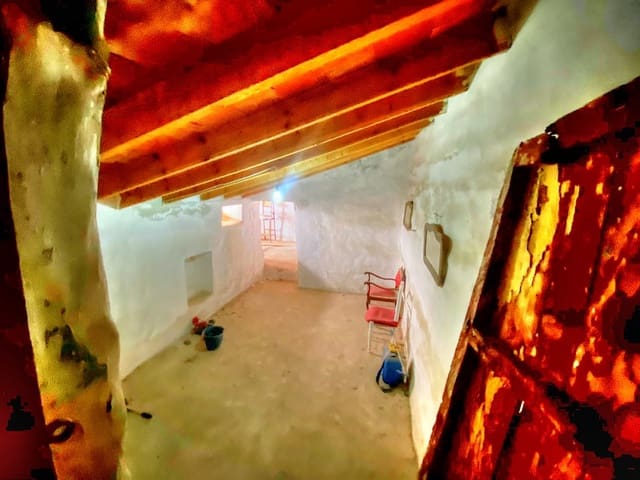 2 soveværelse Byhus til salg i Salares - € 46.000 (Ref: 8182035)