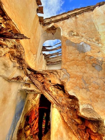 Ruin till salu i Salares - 24 000 € (Ref: 8183069)