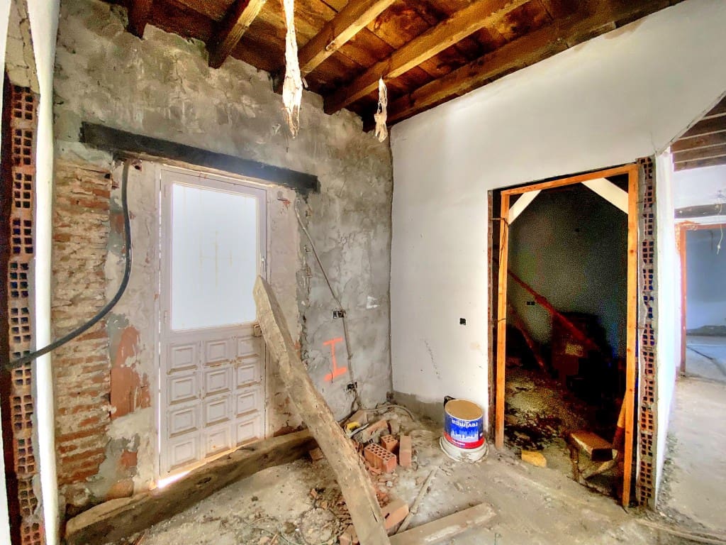 4 sypialnia Finka/Dom wiejski na sprzedaż w Salares - 150 000 € (Ref: 8252279)