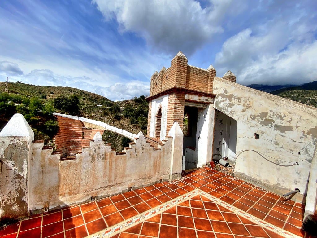 4 sypialnia Finka/Dom wiejski na sprzedaż w Salares - 150 000 € (Ref: 8252279)