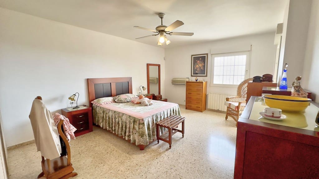 3 soveværelse Villa til salg i Benajarafe med swimmingpool garage - € 575.000 (Ref: 8322529)