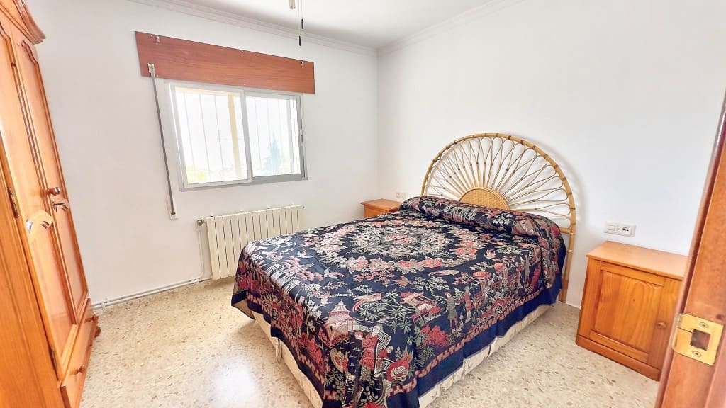 3 soveværelse Villa til salg i Benajarafe med swimmingpool garage - € 575.000 (Ref: 8322529)