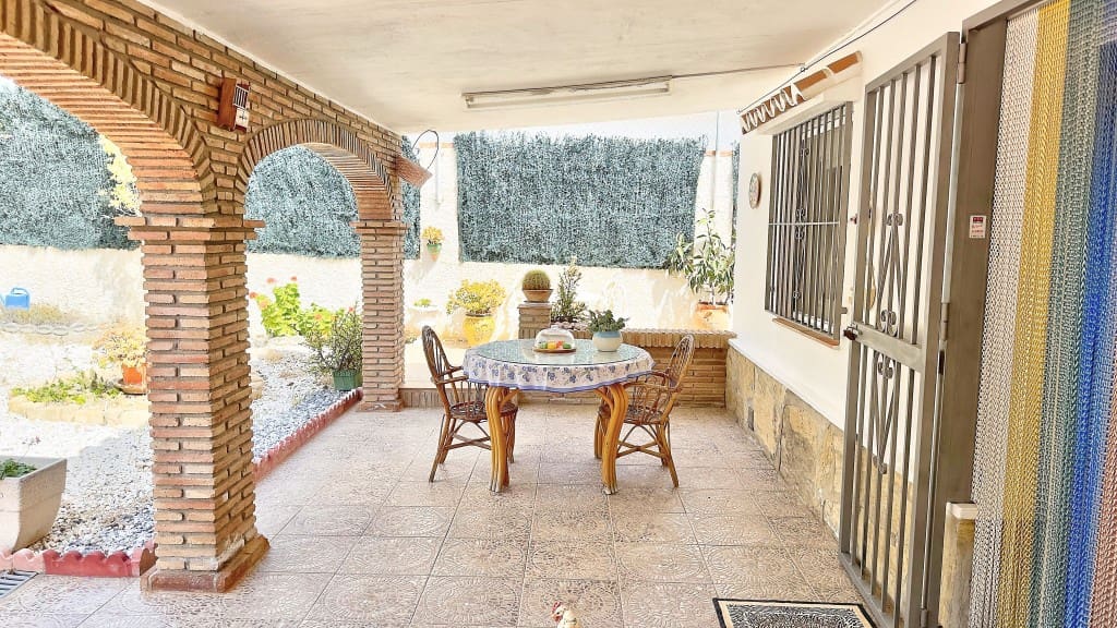 3 soveværelse Villa til salg i Benajarafe med swimmingpool garage - € 575.000 (Ref: 8322529)