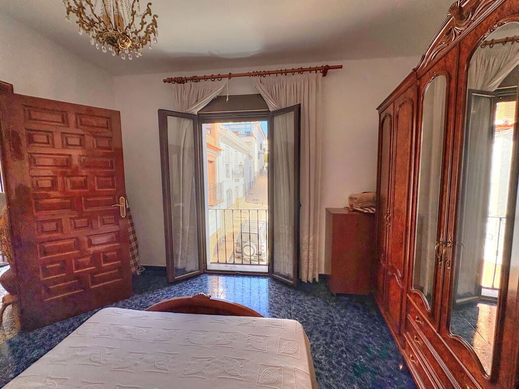 3 quarto Casa em Banda para venda em Riogordo com garagem - 186 000 € (Ref: 8331466)