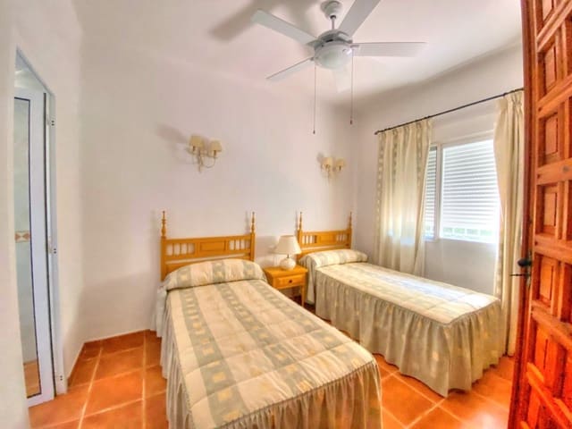 3 camera da letto Villa da affittare in Benajarafe, Vélez-Málaga - 1.500 € (Rif: 8487303)