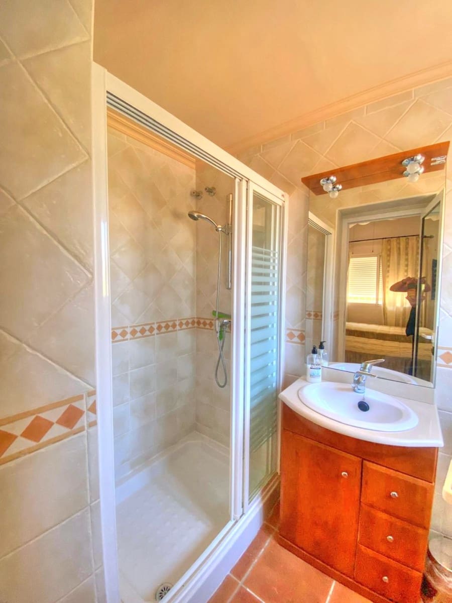 3 camera da letto Villa da affittare in Benajarafe - 1.500 € (Rif: 8487303)