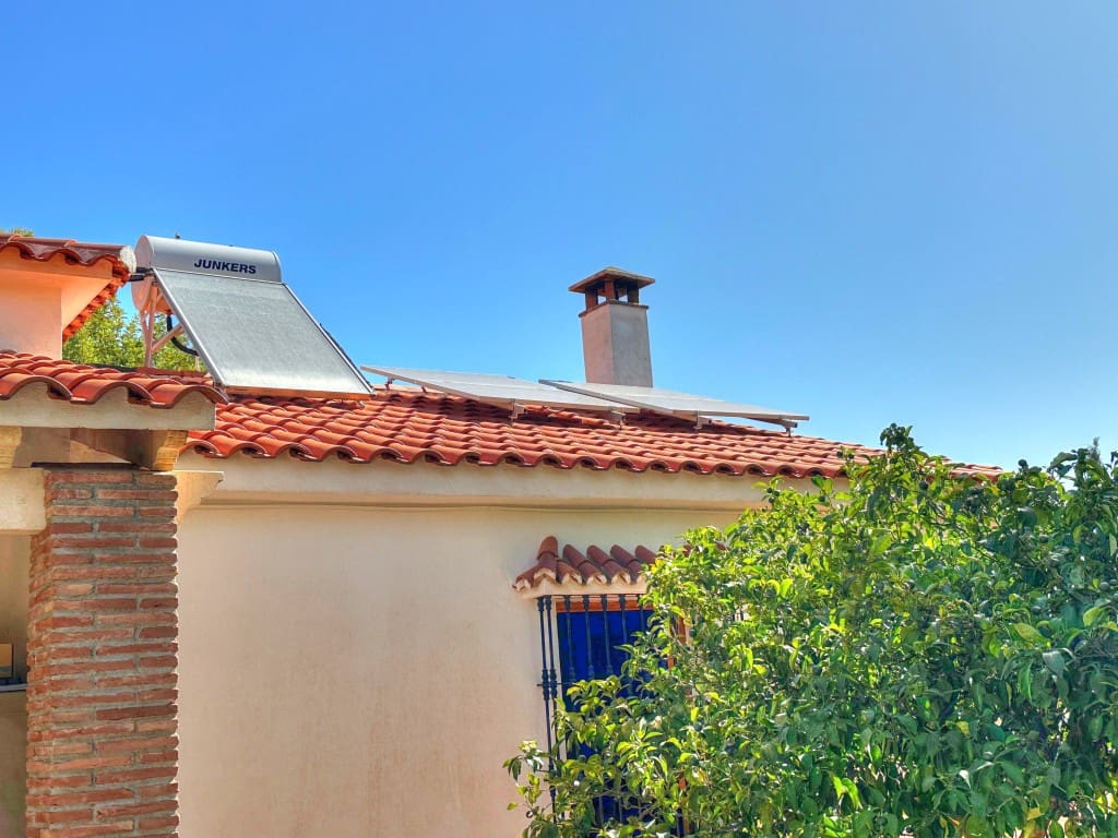 2 chambre Finca/Maison de Campagne à vendre à Colmenar avec piscine - 180 000 € (Ref: 8494899)