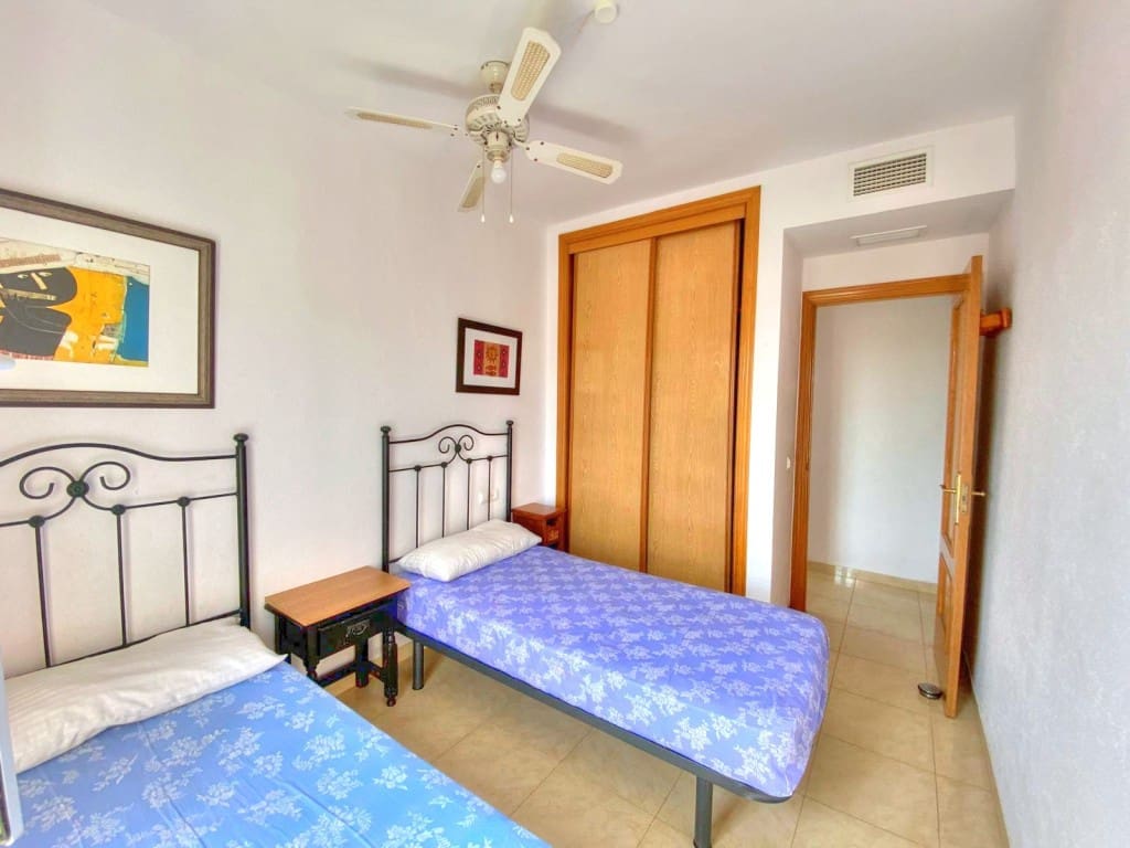 2 sovrum Lägenhet att hyra i Benajarafe med pool - 900 € (Ref: 8505566)