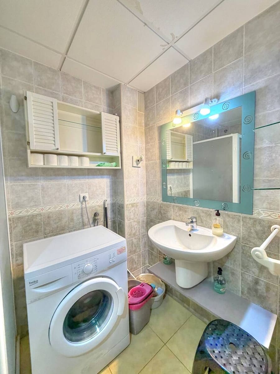 2 sypialnia Mieszkanie do wynajęcia w Benajarafe z basenem garażem - 900 € (Ref: 8505566)