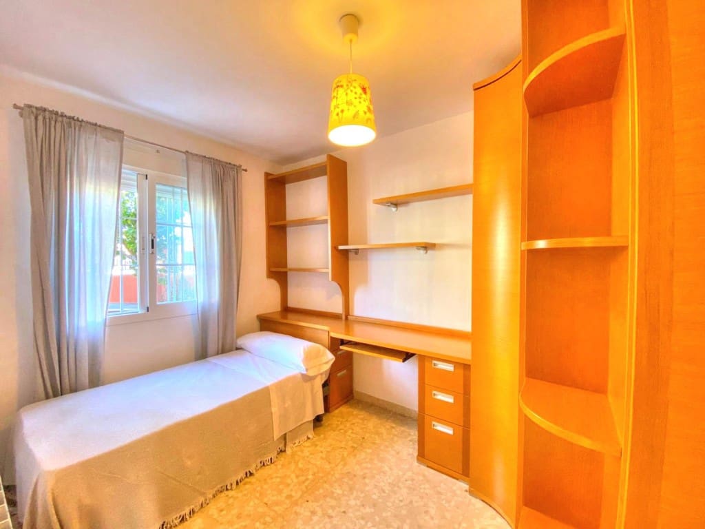 3 bedroom Townhouse for rent in Benajarafe with pool - € 1,300 (Ref: 8511476)