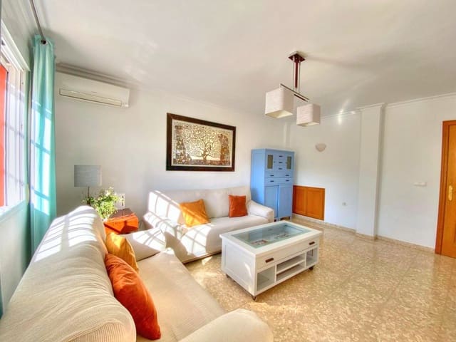 3 soveværelse Byhus til leje i Benajarafe, Vélez-Málaga med swimmingpool - € 1.300 (Ref: 8511476)