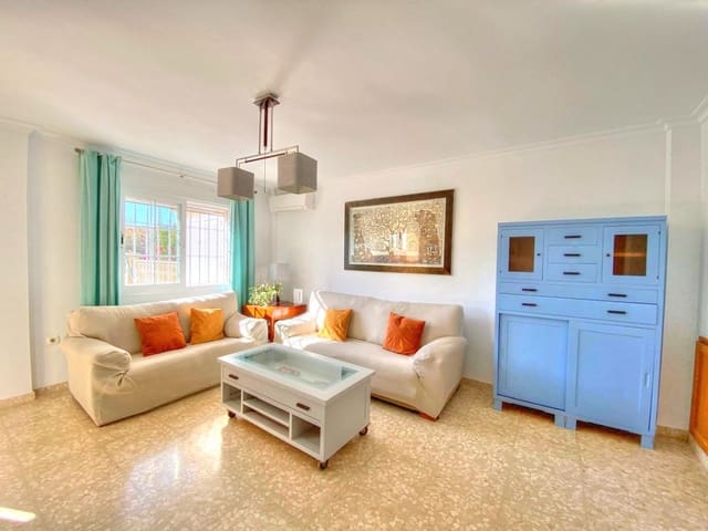 3 soveværelse Byhus til leje i Benajarafe, Vélez-Málaga med swimmingpool - € 1.300 (Ref: 8511476)