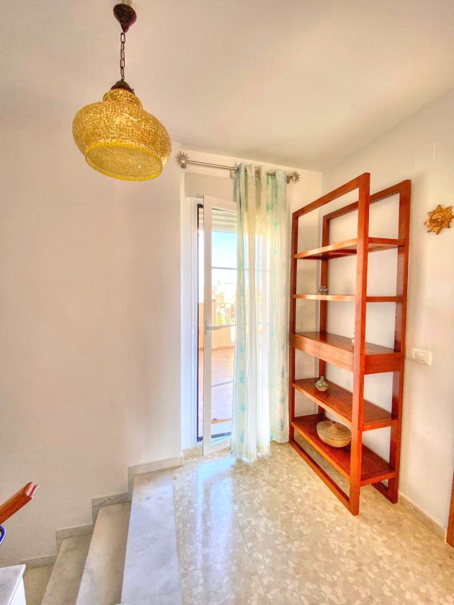 3 bedroom Townhouse for rent in Benajarafe with pool - € 1,300 (Ref: 8511476)