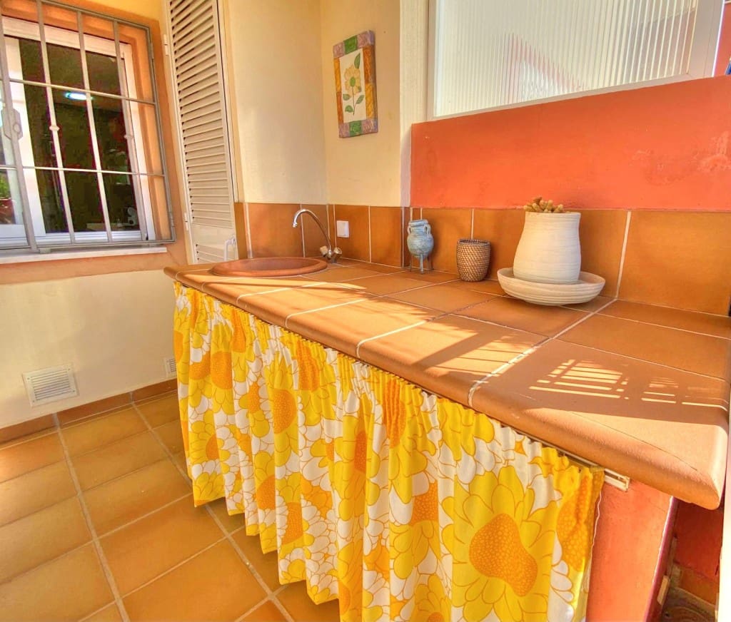 3 bedroom Townhouse for rent in Benajarafe with pool - € 1,300 (Ref: 8511476)