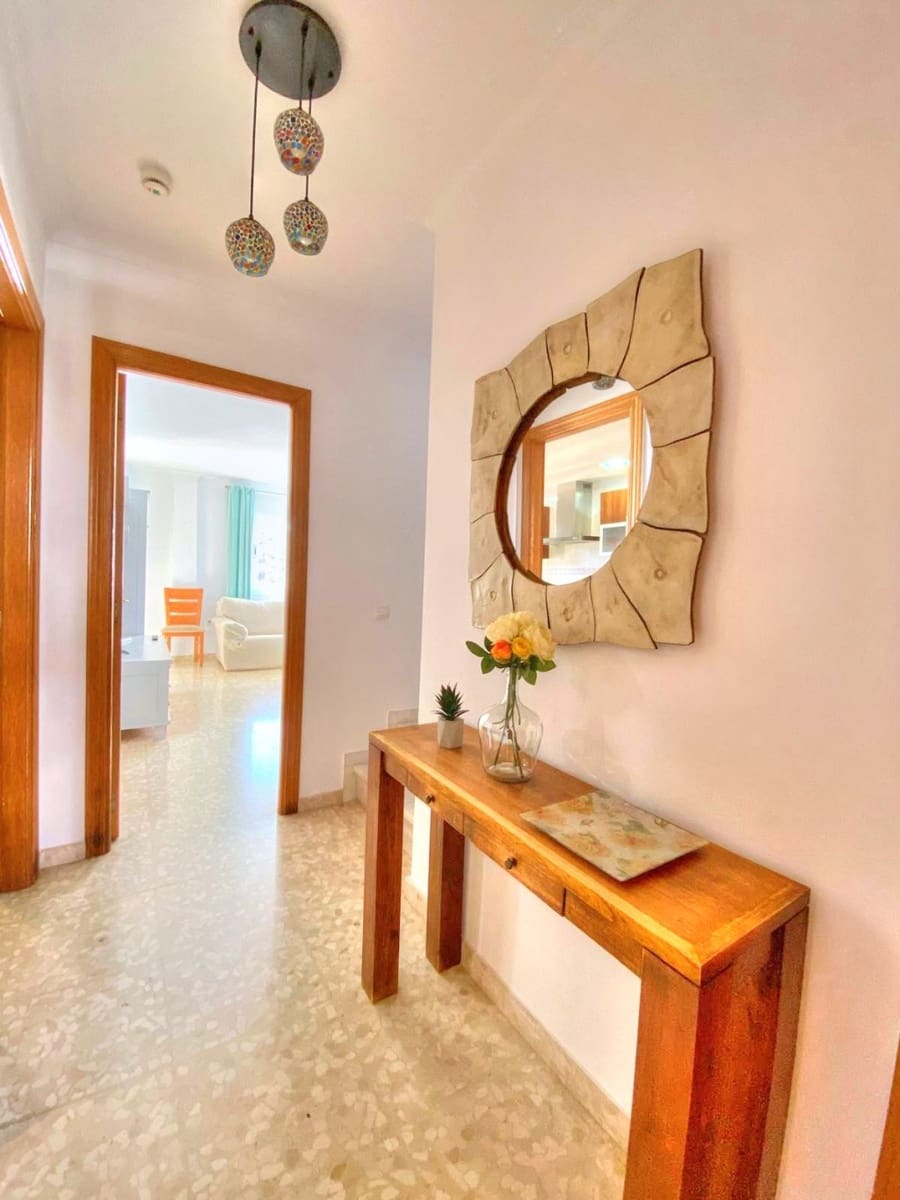 3 bedroom Townhouse for rent in Benajarafe with pool - € 1,300 (Ref: 8511476)