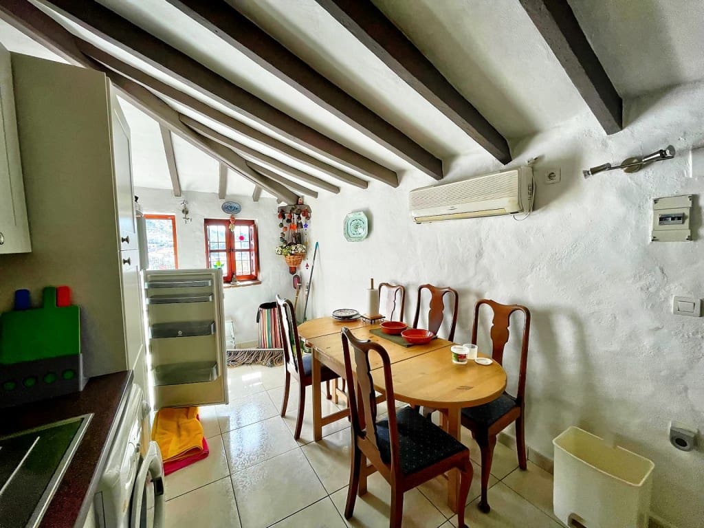 2 soveværelse Byhus til salg i Iznate - € 165.000 (Ref: 8526514)