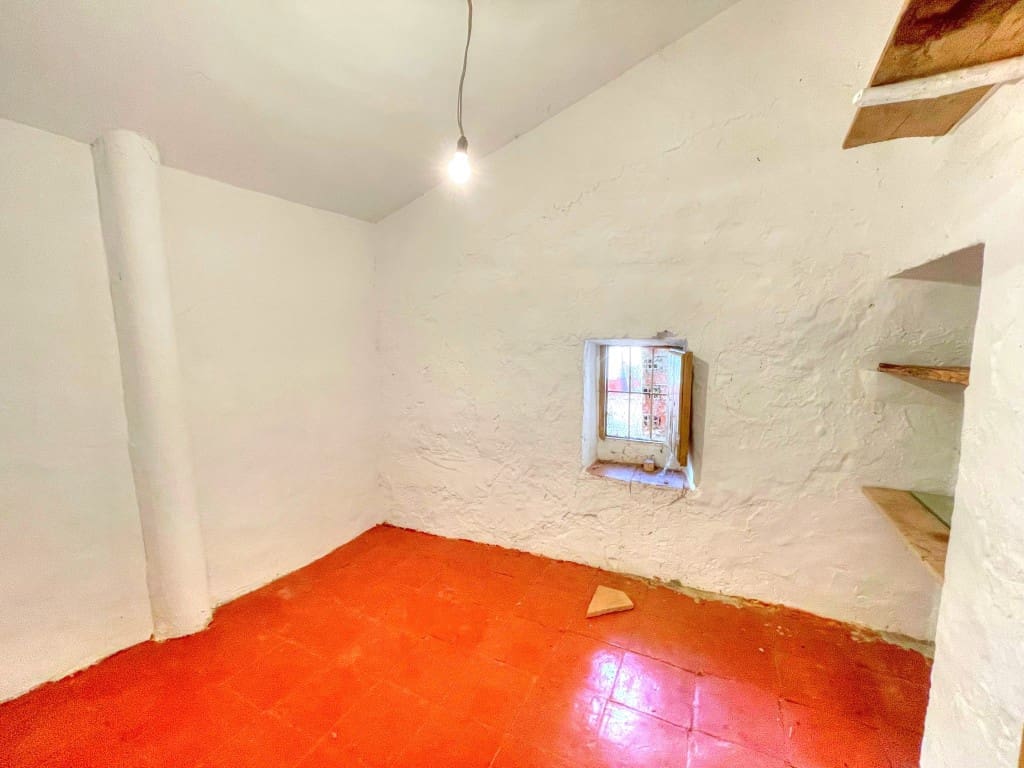 4 soverom Hus til salgs i Mondron - € 50 000 (Ref: 8526515)