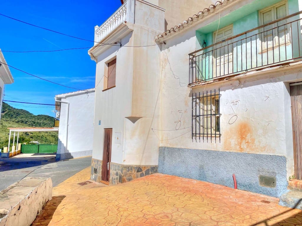 4 soverom Hus til salgs i Mondron - € 50 000 (Ref: 8526515)