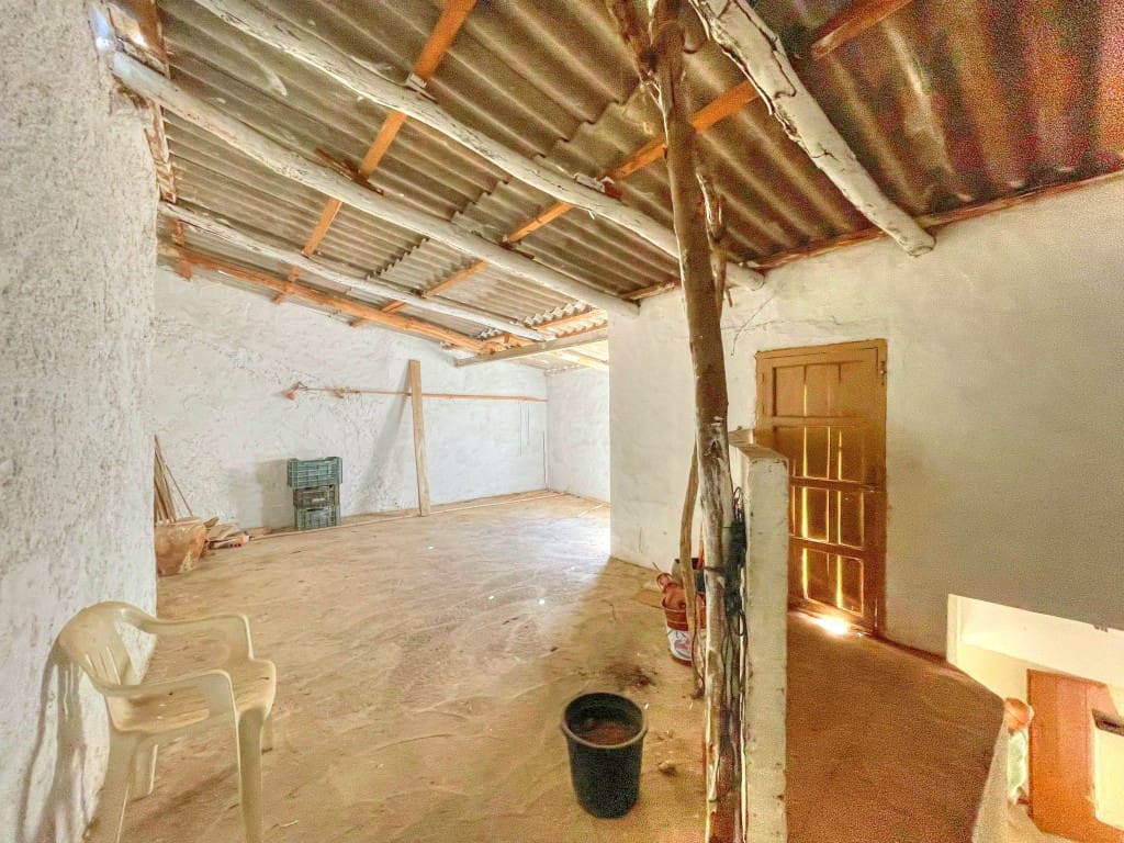 4 soverom Hus til salgs i Mondron - € 50 000 (Ref: 8526515)