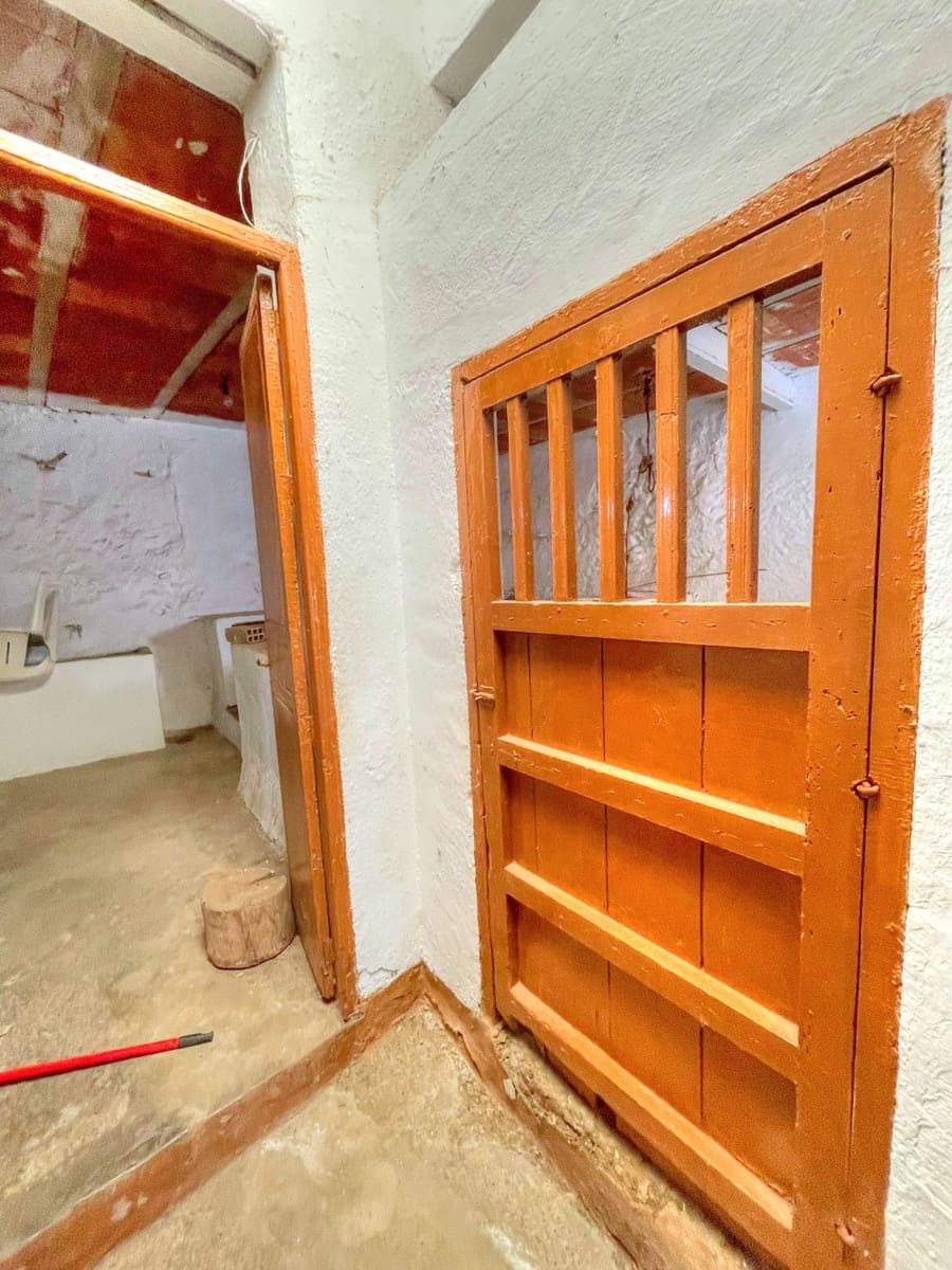 4 soverom Hus til salgs i Mondron - € 50 000 (Ref: 8526515)