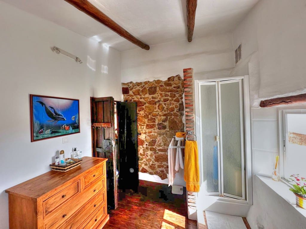 8 sypialnia Finka/Dom wiejski na sprzedaż w Riogordo z basenem - 850 000 € (Ref: 8546858)