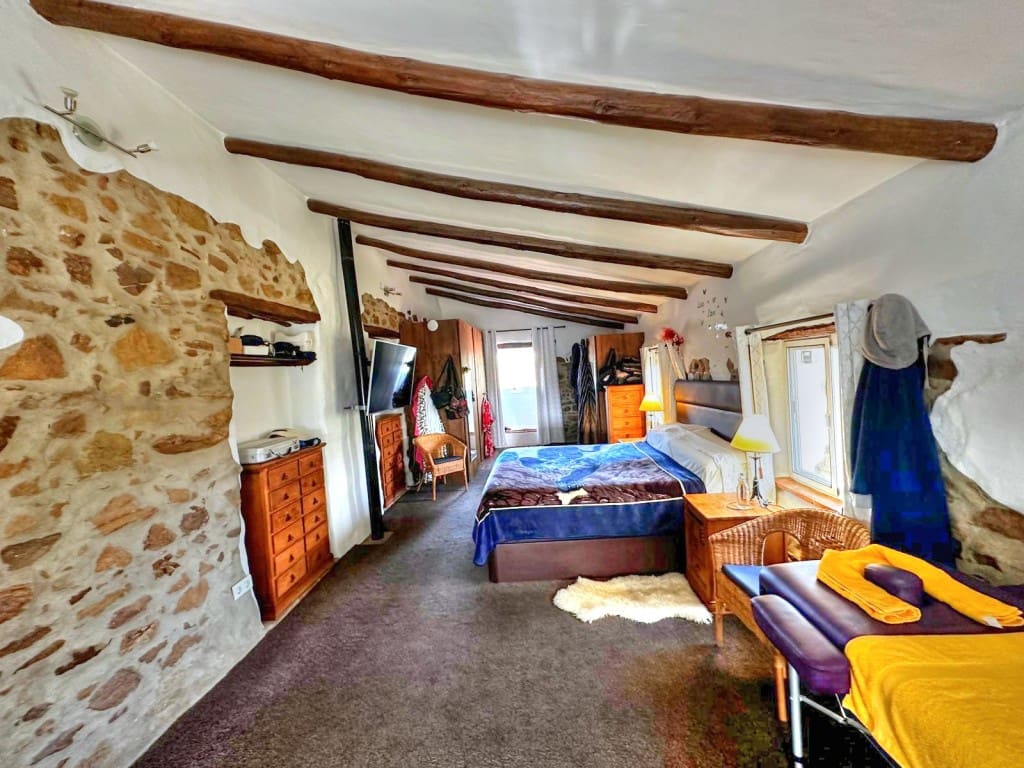 8 sypialnia Finka/Dom wiejski na sprzedaż w Riogordo z basenem - 850 000 € (Ref: 8546858)