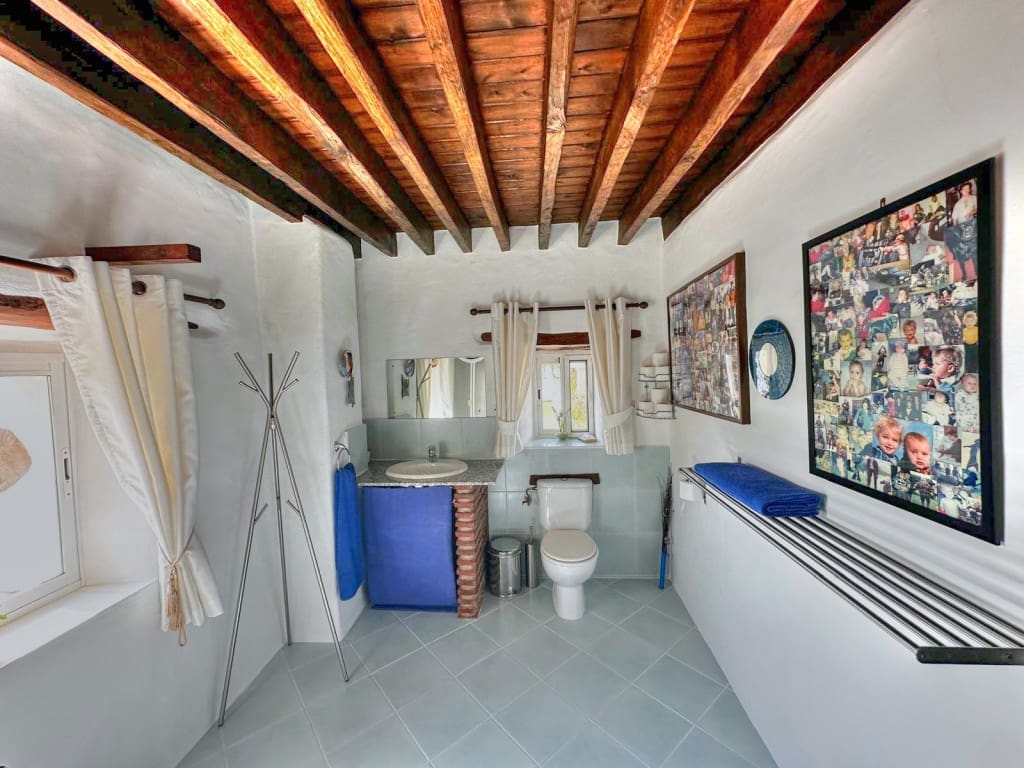 8 sypialnia Finka/Dom wiejski na sprzedaż w Riogordo z basenem - 850 000 € (Ref: 8546858)