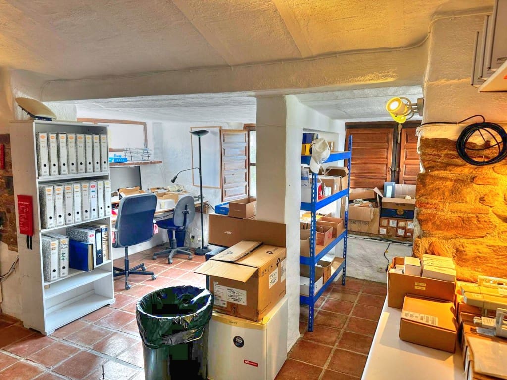 8 sypialnia Finka/Dom wiejski na sprzedaż w Riogordo z basenem - 850 000 € (Ref: 8546858)