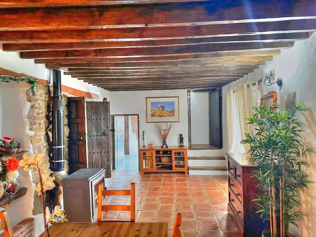 8 sypialnia Finka/Dom wiejski na sprzedaż w Riogordo z basenem - 850 000 € (Ref: 8546858)